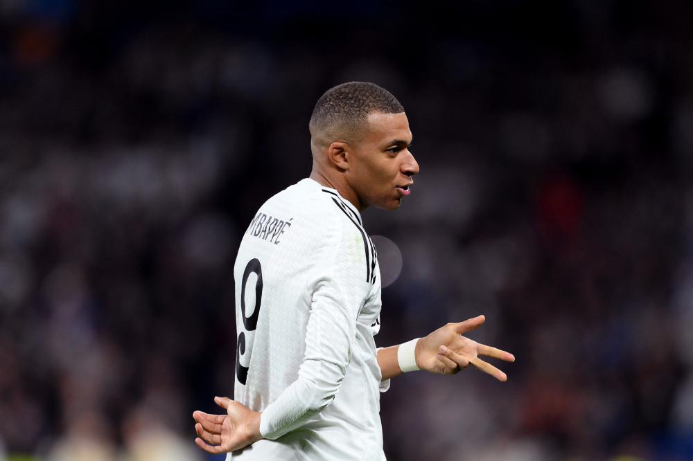 球联赛中 球联赛中